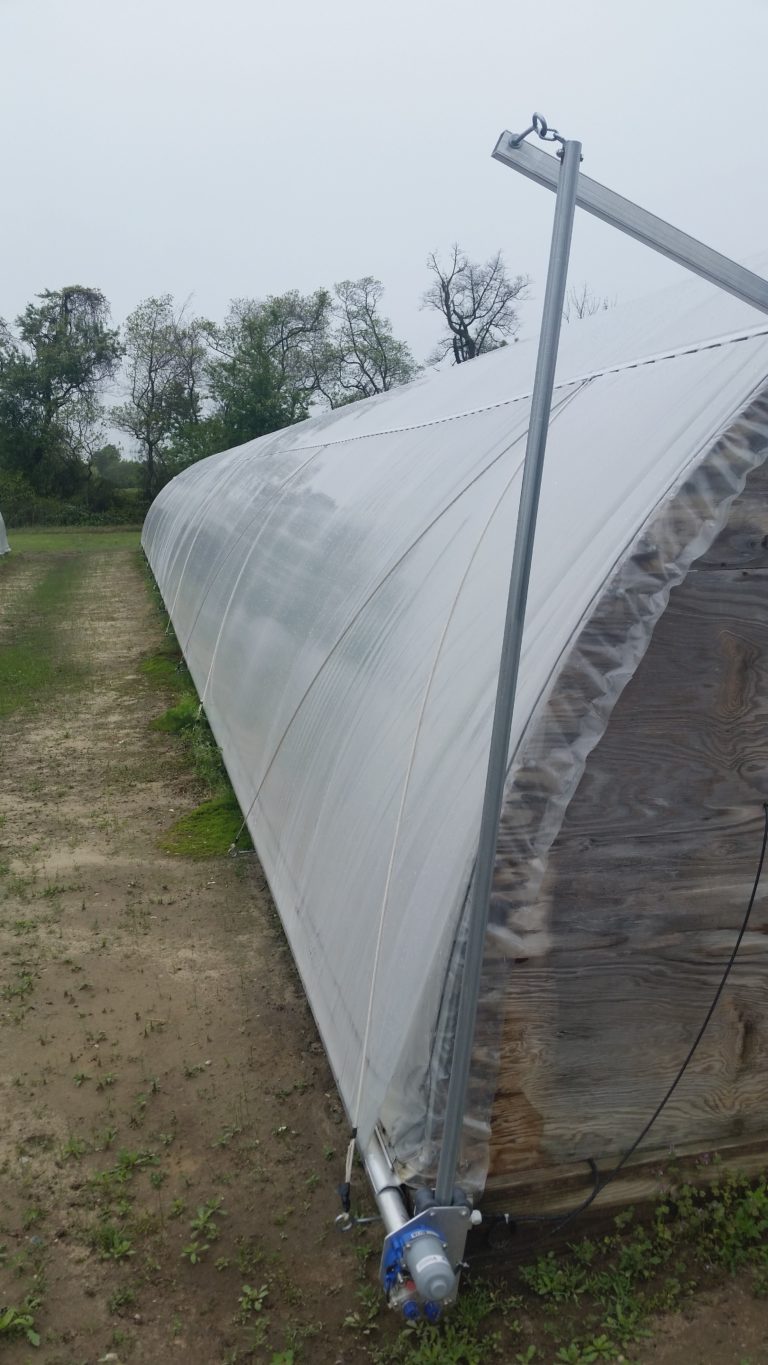 Arched Curtain For Greenhouse Ventilation