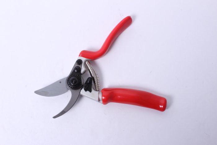 revolving handle pruner