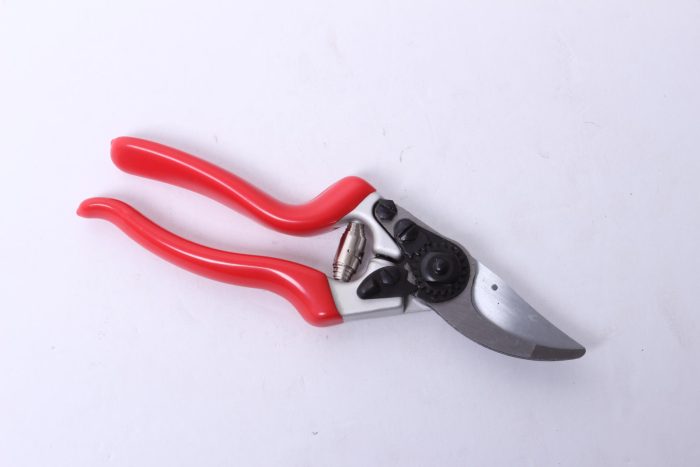 left handed pruner