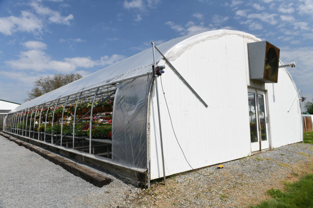 Crop Growing with a High Tunnel Greenhouse Advancing Alternatives